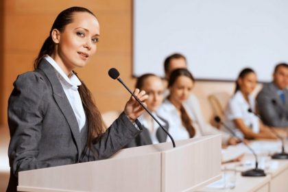 public-speaking-anxiety:-practical-steps-to-overcome-fear-and-build-confidence